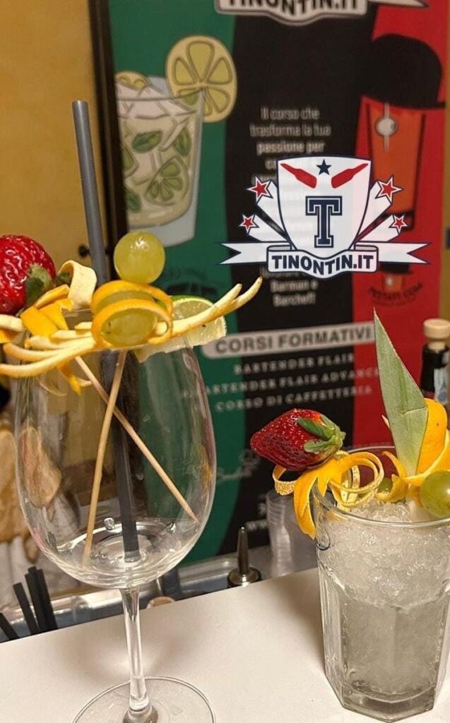 hero-about Deorazioni Corso Bartender Tinontin.it Aps 2 637x1024