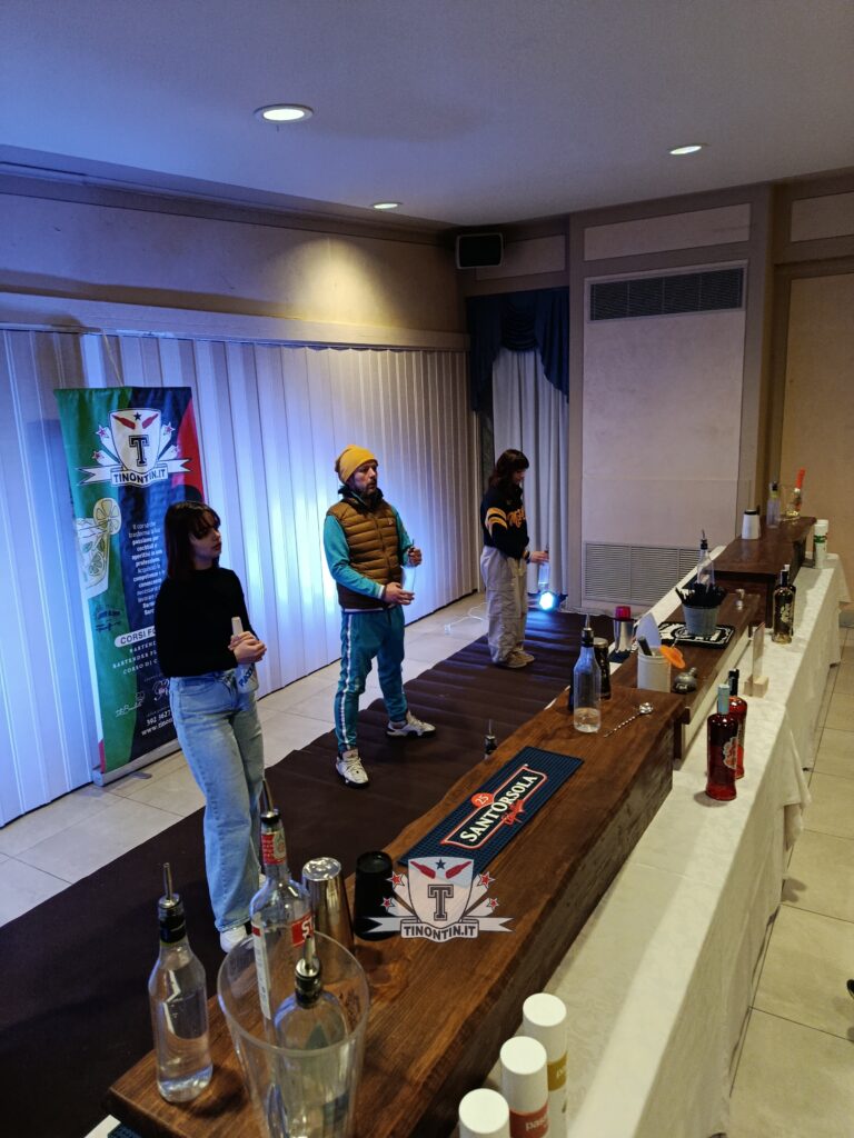 tinontin corso bartender flair (23)